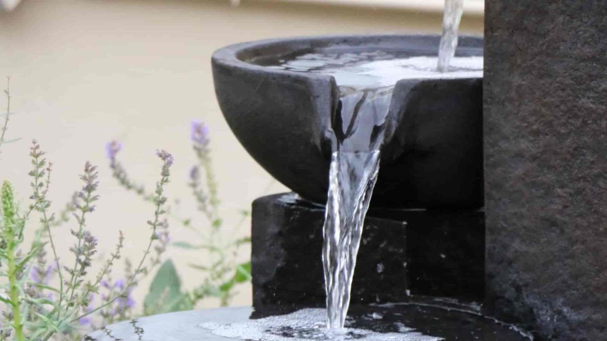 black water fountain